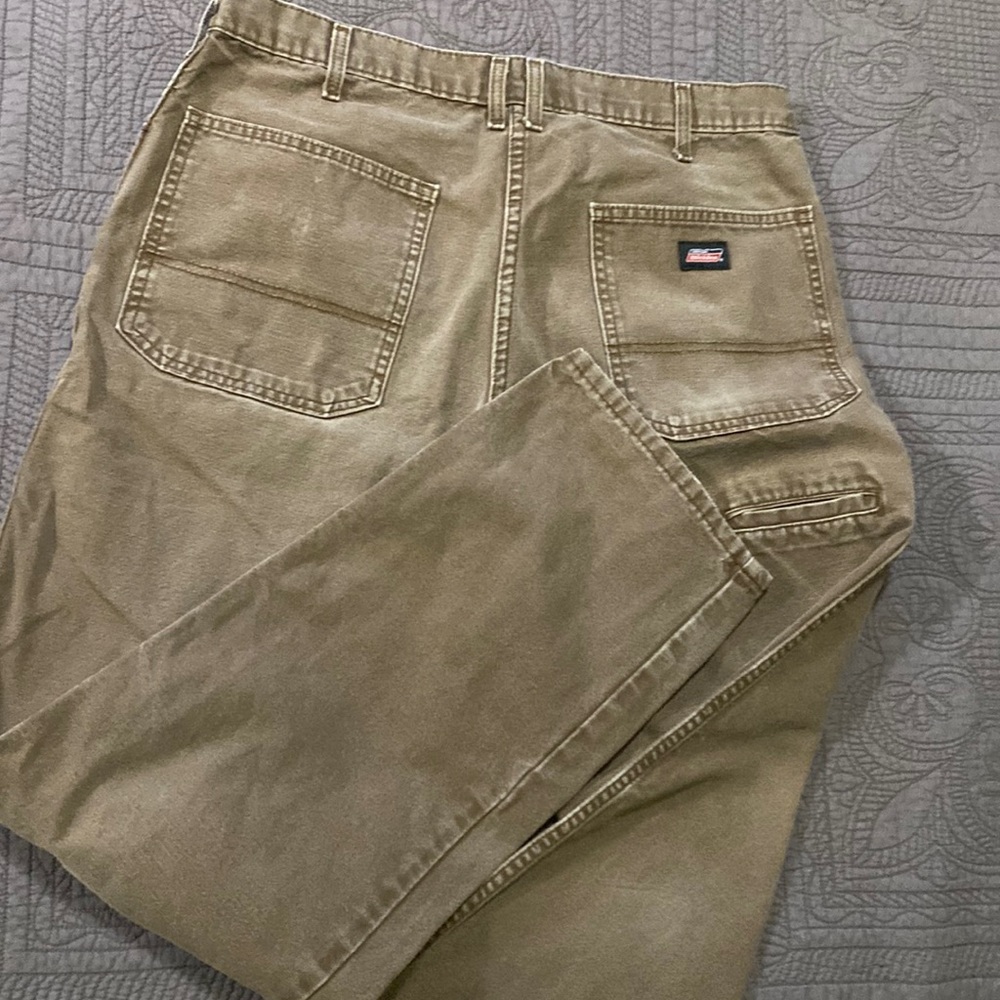 Men’s Dickies brown work pants 34x30 worn good condition